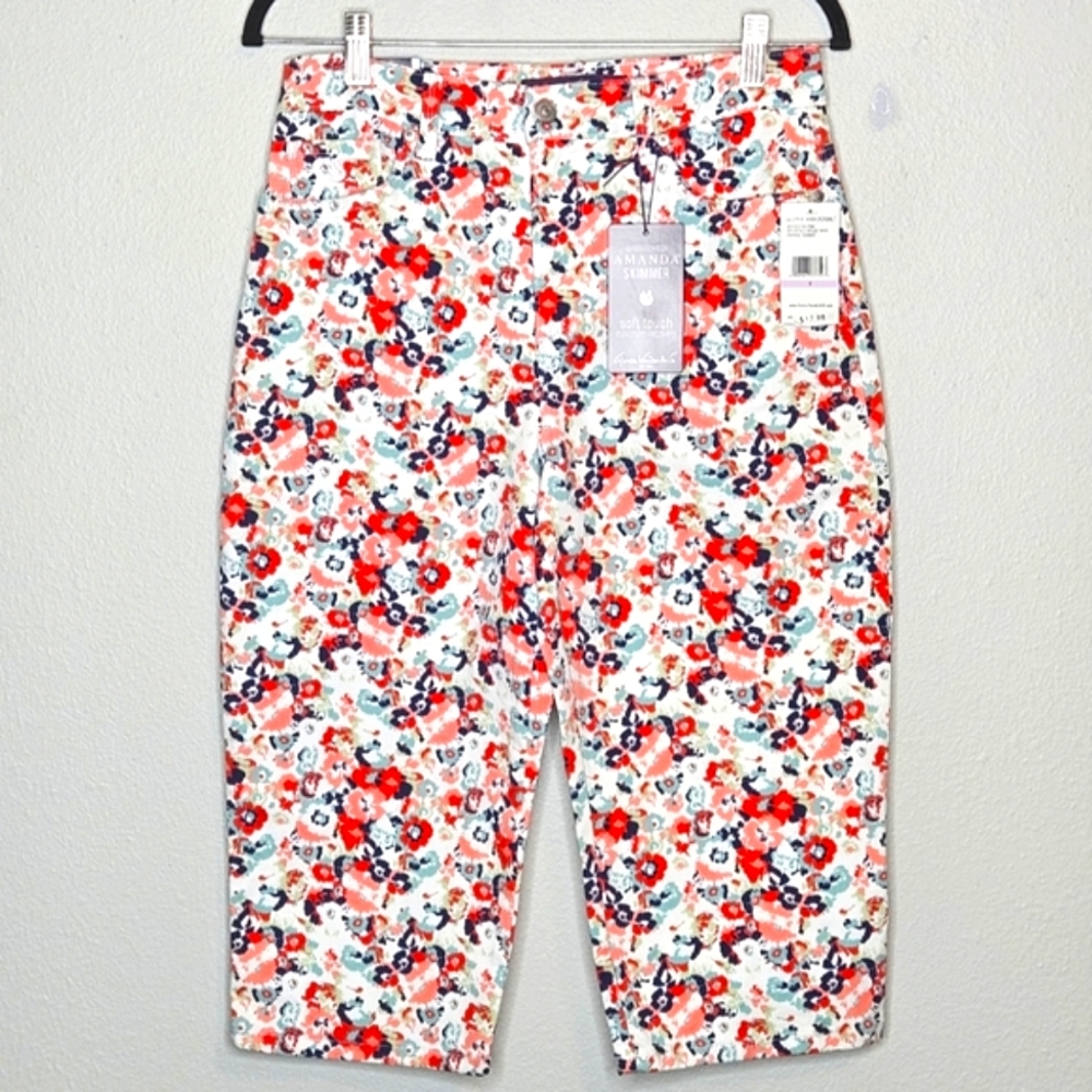 Gloria Vanderbilt Mod Petals Amanda Skimmer Short Size 6 NWT